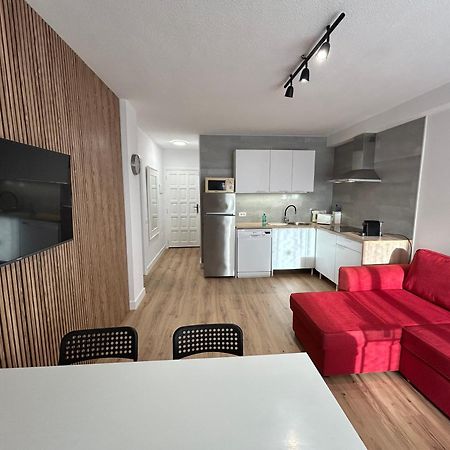 Modern Apartment, Heated Pool & 2 Terraces Los Cristianos  Esterno foto